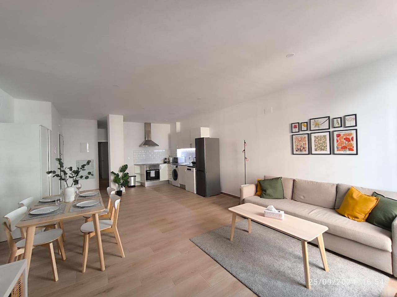 A Family With Terrace Apartment